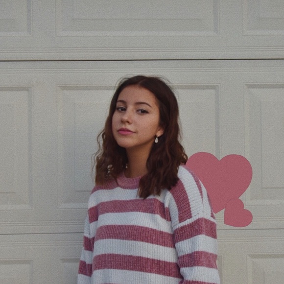 Meet the Posher Other - Meet your Posher, Evelyn